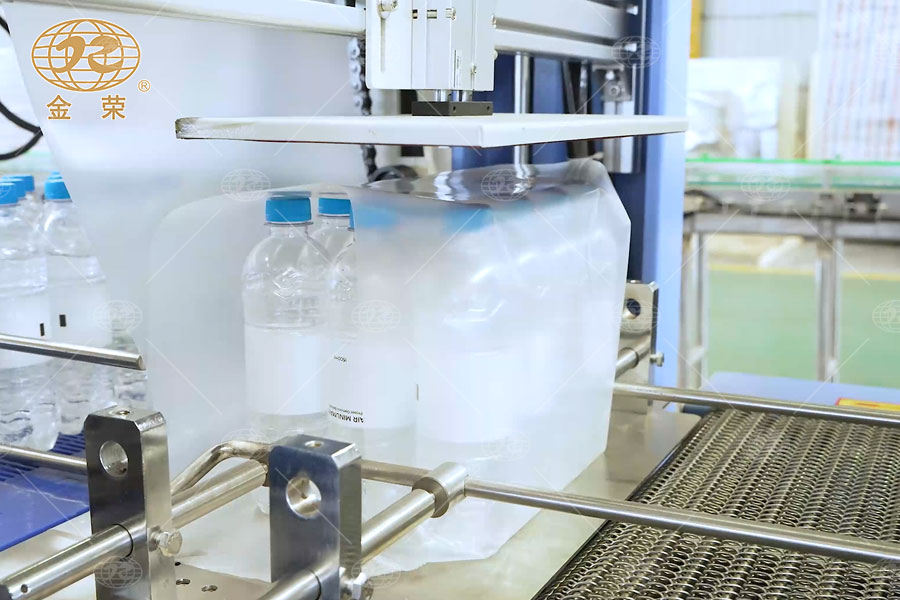 直列式膜包機-2